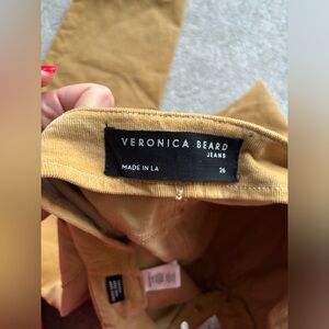 EUC Veronica Beard Crosbie Exposed Button Crop
Wide Leg Corduroy Pants. Size 26.